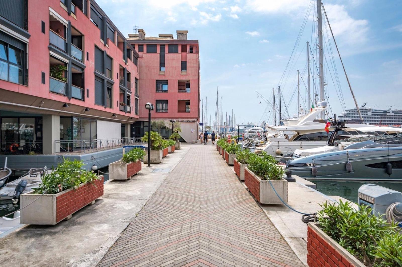 Appartamento Sul Mare Kate Genova Eksteriør billede